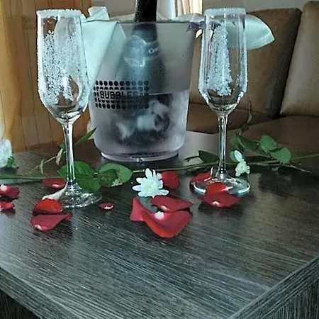 Хотел витошко лале 3*